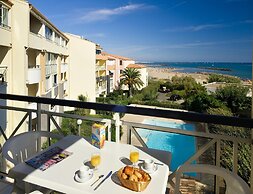Spacious Coastal Stay for 8 in Cap D'agde
