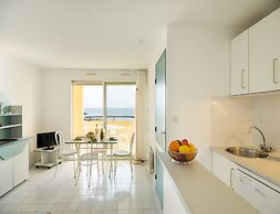 Spacious Coastal Stay for 8 in Cap D'agde