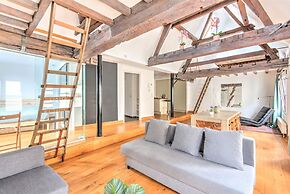 Elegant Duplex Apartment Antwerp