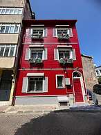 Balat Side Apart