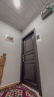 Balat Side Apart