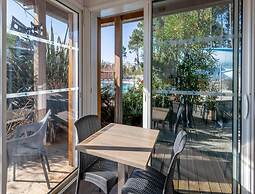 Modern Studio in Parentis-en-born