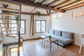 Spacious 11-person Stay in Antwerp