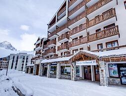 Ski-in Stay for Four in Tignes