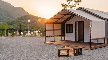 Pocheon Youngyoung Glamping