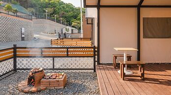 Pocheon Youngyoung Glamping