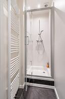 Cozy Antwerp Apartment Stay for 7