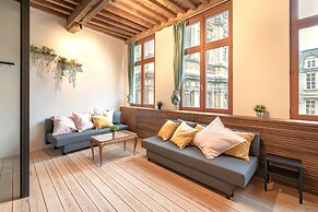 Stylish Duplex for 6 in Antwerp