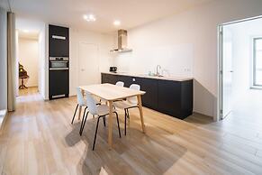 Comfy Stay for 10 Near Antwerp Station