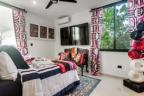 Private Xpu Ha Beach Access: 6,700-sq-ft Villa