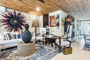 Private Xpu Ha Beach Access: 6,700-sq-ft Villa
