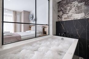Love Story Studio with Jacuzzi Sopot