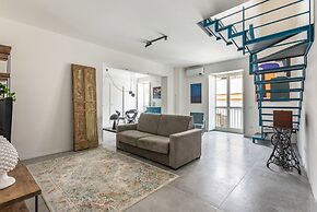 Ballar Duplex With Terrace by Wonderful Italy