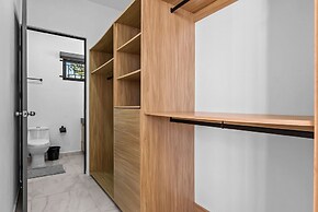 Modern 3BR Aldea Hortus Pool Access