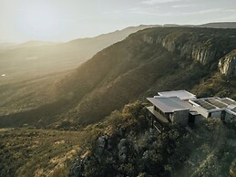 Casa Tu-Ya
