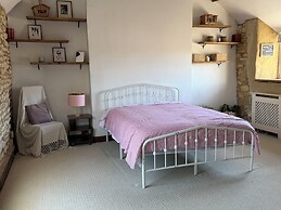 Charming 2 BD Cottage in Chipping Norton
