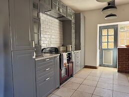 Charming 2 BD Cottage in Chipping Norton