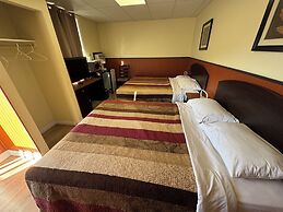 Merritt Lodge Motel