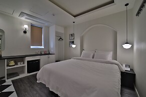 Gwangju Grand Maison Baobab Hotel
