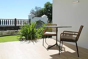 Makai Bungalows