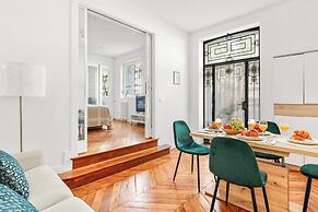 Bright Parisian 1BR by Champs