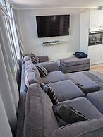 Bungalow Sleeps 4 With Parking