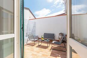 Ballarò Duplex with Terrace by Wonderful Italy
