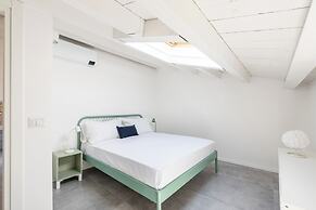 Ballarò Duplex with Terrace by Wonderful Italy