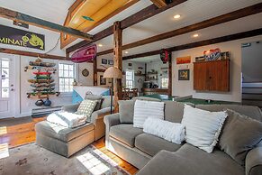 Ping-pong & Fire Pit! Renovated Marshfield Cottage