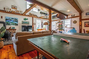 Ping-pong & Fire Pit! Renovated Marshfield Cottage