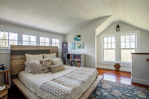 Ping-pong & Fire Pit! Renovated Marshfield Cottage