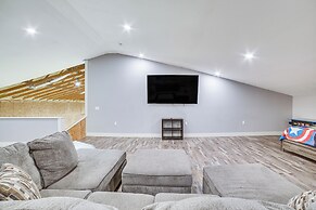 Spacious Barndominium Near Branson w/ Game Rooms