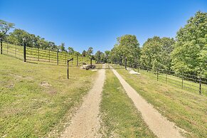 Spacious Barndominium Near Branson w/ Game Rooms