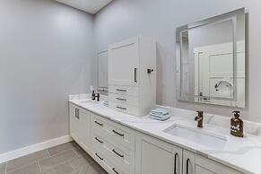Spacious Barndominium Near Branson w/ Game Rooms