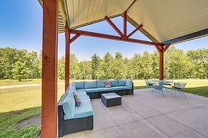 Spacious Barndominium Near Branson w/ Game Rooms