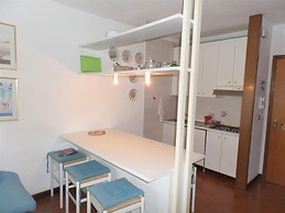Beachside Apartment With Terrace