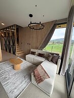 Osada Groń Luxury Villas by BQQK