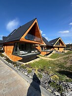 Osada Groń Luxury Villas by BQQK