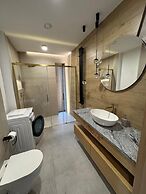 Osada Groń Luxury Villas by BQQK