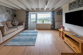Courtyard Farm Cottages