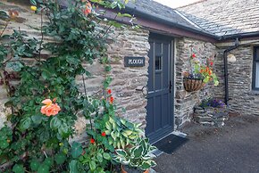 Courtyard Farm Cottages
