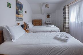 Courtyard Farm Cottages