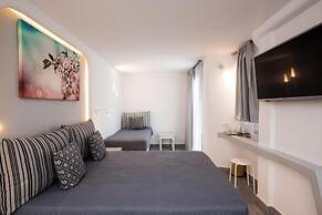Mina Cozy Studios