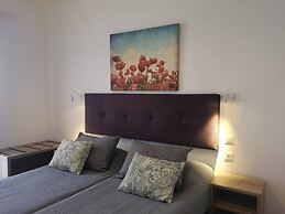 Mina Cozy Studios