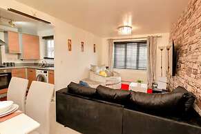 Stylish 2BR Apartment Parking PS5 Wifi