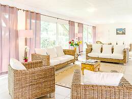 Lakeside Maisonette Retreat