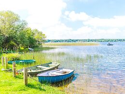 Lakeside Maisonette Retreat