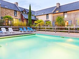 Charming Breton Duplex Cottage