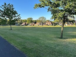 Stylish 2 Bed Flat Parking Sutton Coldfield