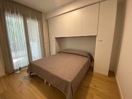 Bright Accommodation With Terrace